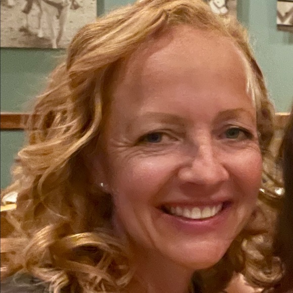 Meet your Posher, Dawn - Picture 1 of 2